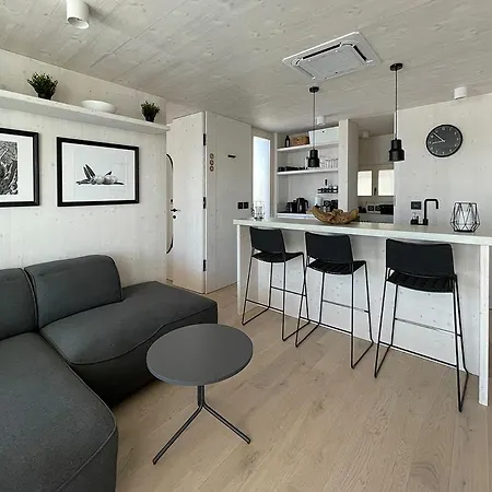 Villa Ohlive Drage