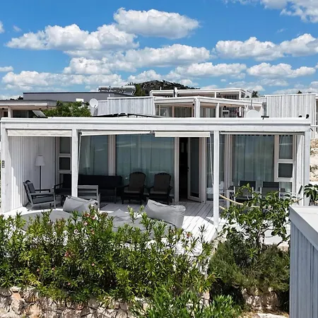 Ohlive Villa Drage